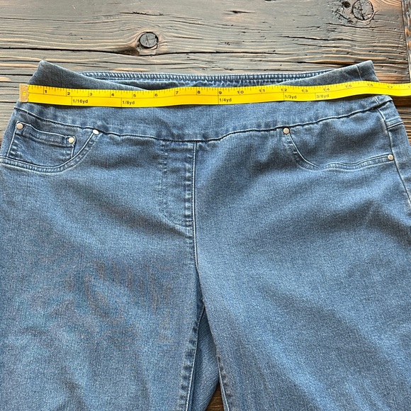 Ruby Rd. Blue Ankle Jeans Size 8 - Picture 3 of 6